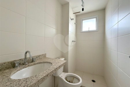 Apartamento à venda com 2 quartos, sendo 1 suíte, em Alto da Boa Vista, São Paulo, SP