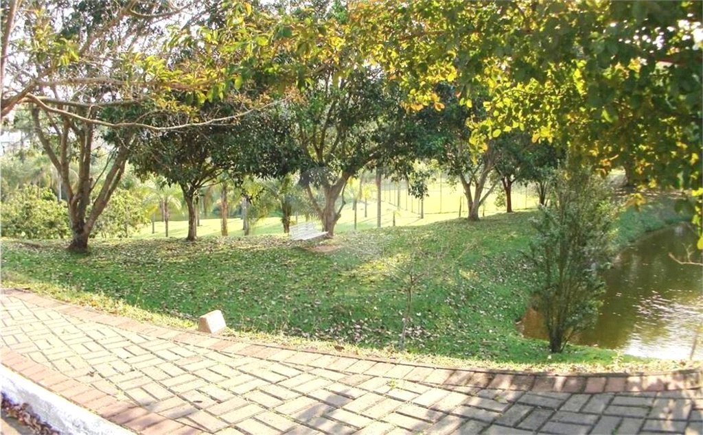 Casa à venda com 2 quartos, sendo 1 suíte, no condomínio Vinhas da Vista Alegre - Lado Sede, Vinhedo - SP