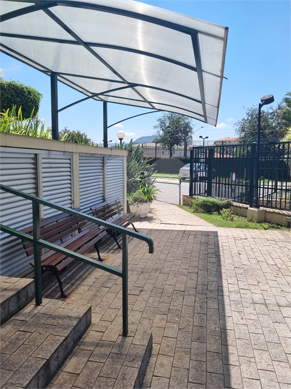 Apartamento à venda com 2 quartos em Parque Maria Domitila, São Paulo, SP