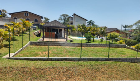 Casa Térrea à venda com 3 quartos, sendo 1 suíte,  em Taiaçupeba, Mogi das Cruzes, SP