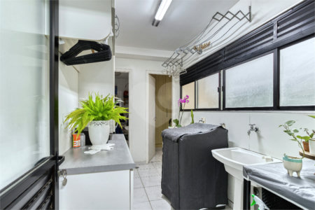 Apartamento à venda com 4 quartos, sendo 3 suítes, em Alto da Boa Vista, São Paulo, SP