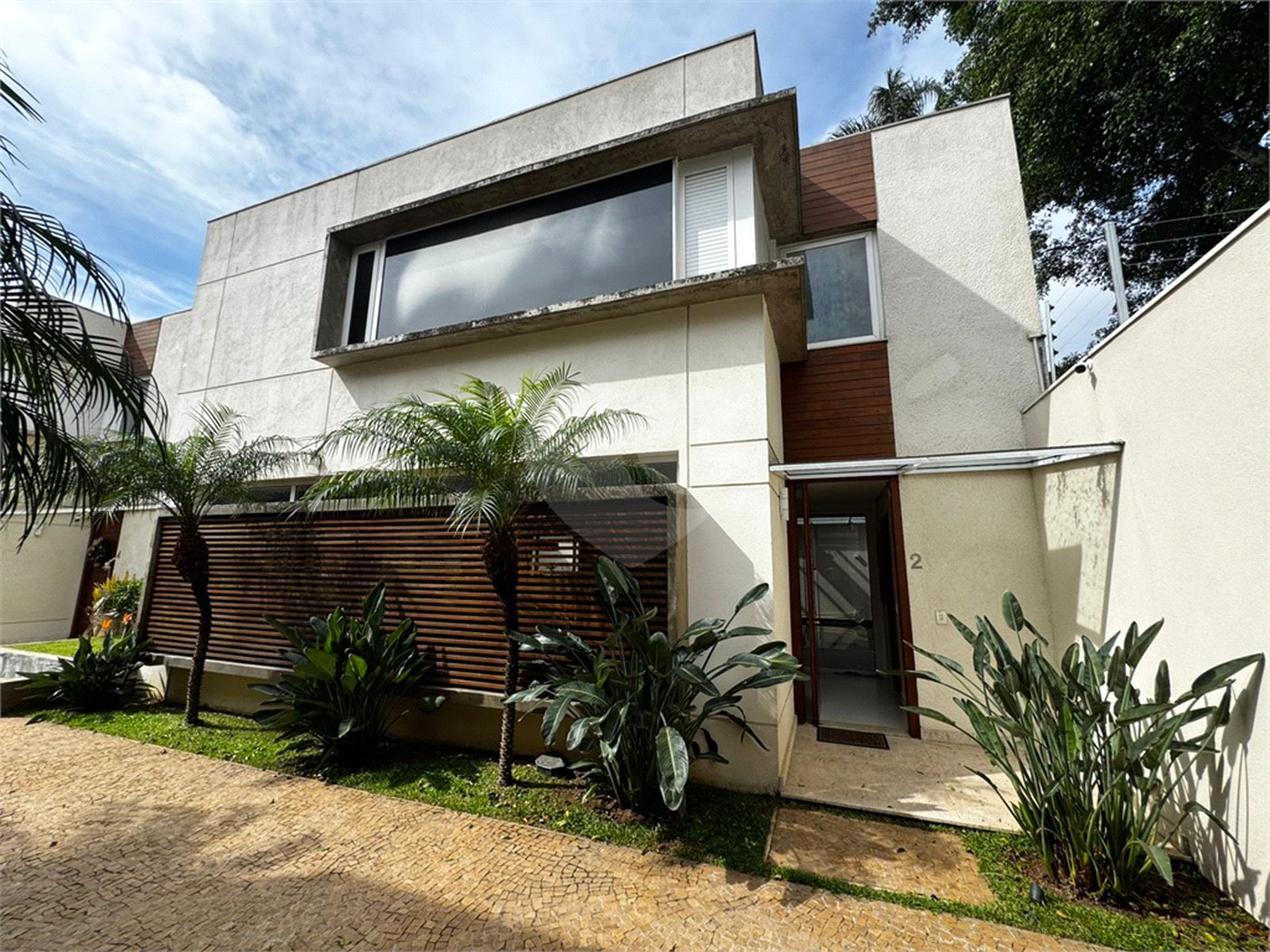 Casa à venda com 4 quartos, sendo 3 suítes, no condomínio Tao, São Paulo - SP