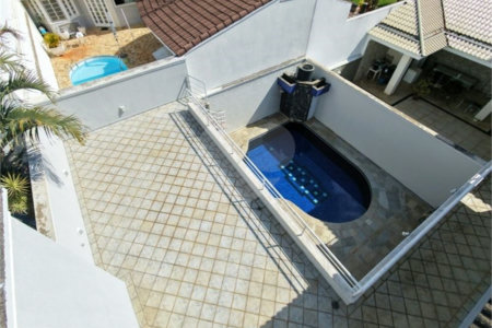 Casa à venda com 5 quartos, sendo 3 suítes, no condomínio Granja Olga III, Sorocaba - SP