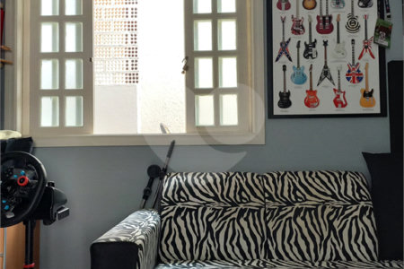 Casa à venda com 3 quartos, sendo 1 suíte, em Santa Luzia, Bragança Paulista, SP