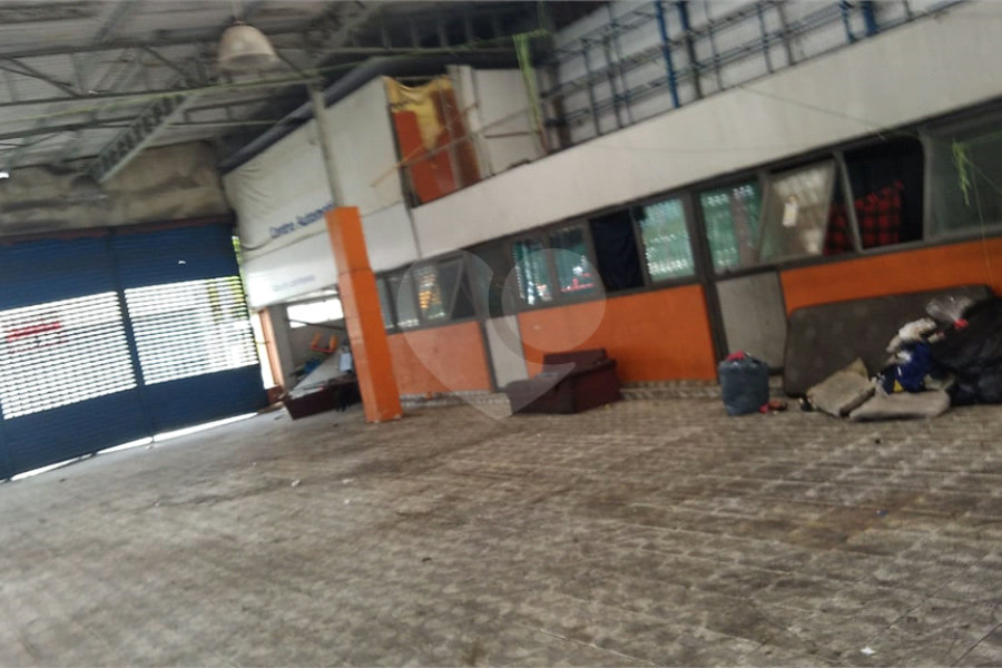 Prédio à venda em Pari, São Paulo, SP