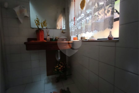 Sobrado à venda com 3 quartos, sendo 1 suíte, em Jaguaré, São Paulo, SP