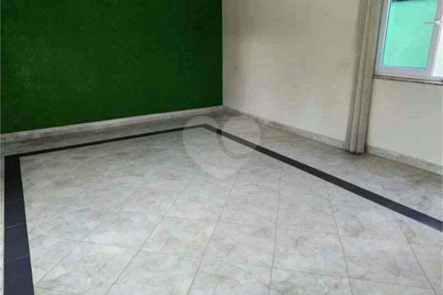 Casa à venda com 3 suítes no condomínio Quinta de Santo Antônio, São Paulo - SP