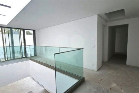 Casa à venda com 3 suítes no condomínio Residencial Heron 140, São Paulo - SP