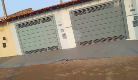 Casa à venda com 4 quartos, sendo 2 suítes,  em Parque Gramado II, Araraquara, SP