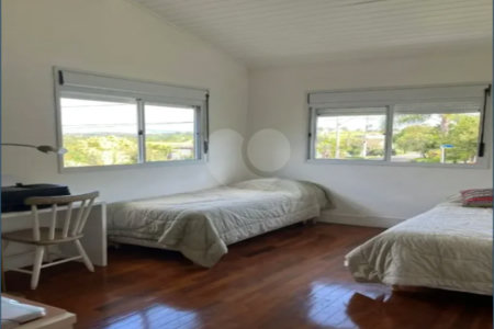 Casa à venda com 5 quartos, sendo 2 suítes,  no Centro, Itupeva, SP