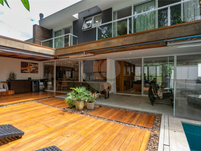 Casa à venda com 3 suítes no condomínio Modernne, São Paulo - SP