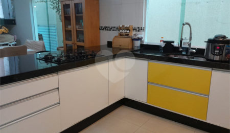 Sobrado à venda com 3 quartos, sendo 1 suíte,  em Limão, São Paulo, SP