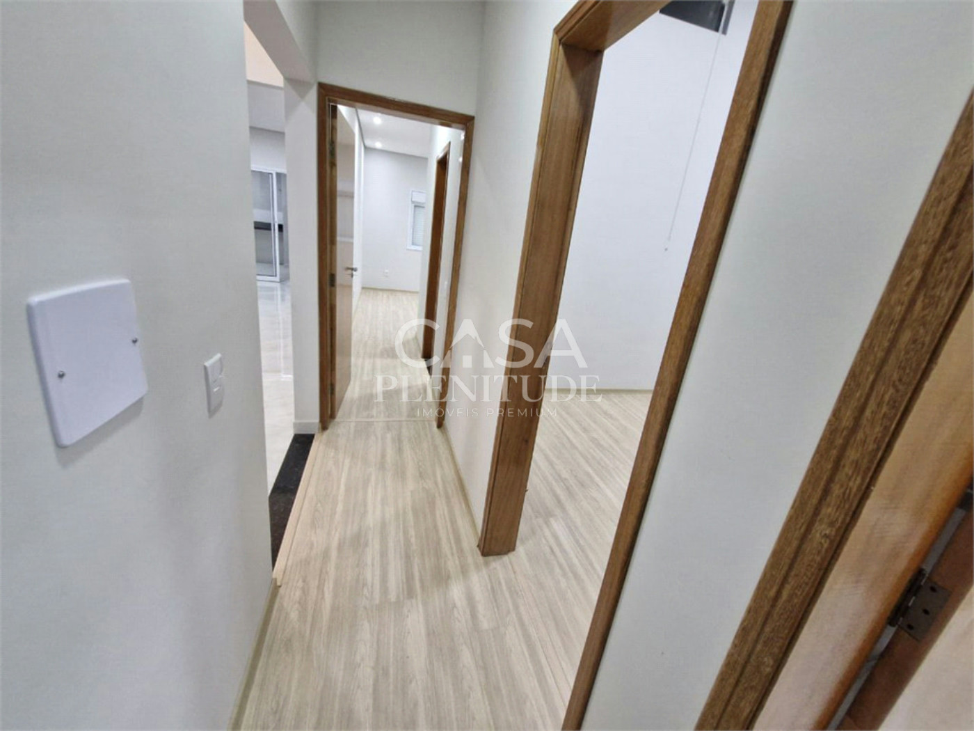 Casa em condomínio à venda com 3 quartos, sendo 1 suíte, em Cajuru do Sul, Sorocaba, SP