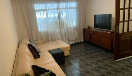 Sobrado à venda com 2 quartos, sendo 1 suíte,  em Cupecê, São Paulo, SP