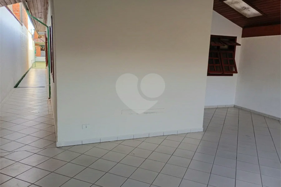 Casa térrea com edícula, com 4 dormitórios à venda no Condomínio Residencial Parque Taquaral em Piracicaba/SP.