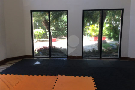 Apartamento à venda com 3 suítes em Vila Suzana, São Paulo, SP