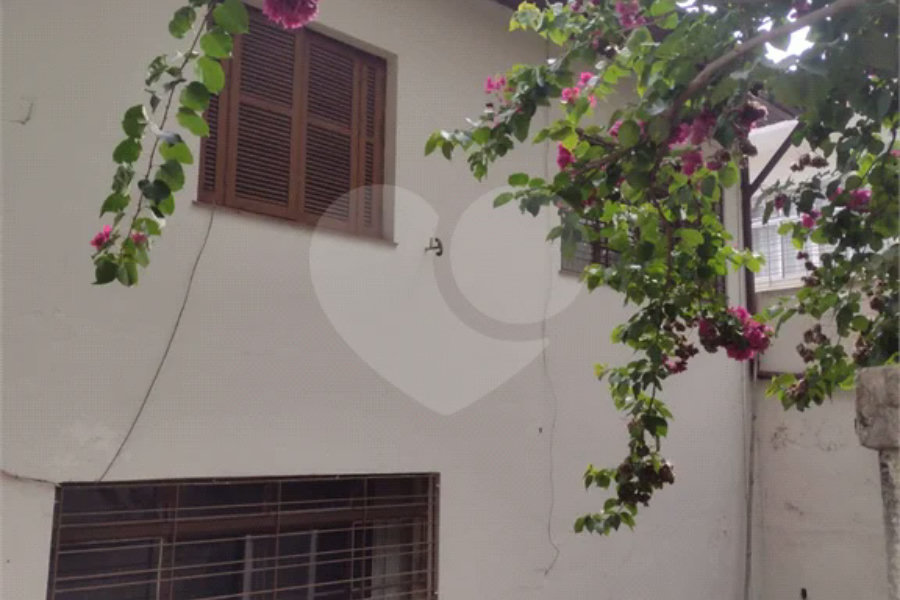 Casa à venda com 4 quartos, sendo 1 suíte, em Tremembé, São Paulo, SP