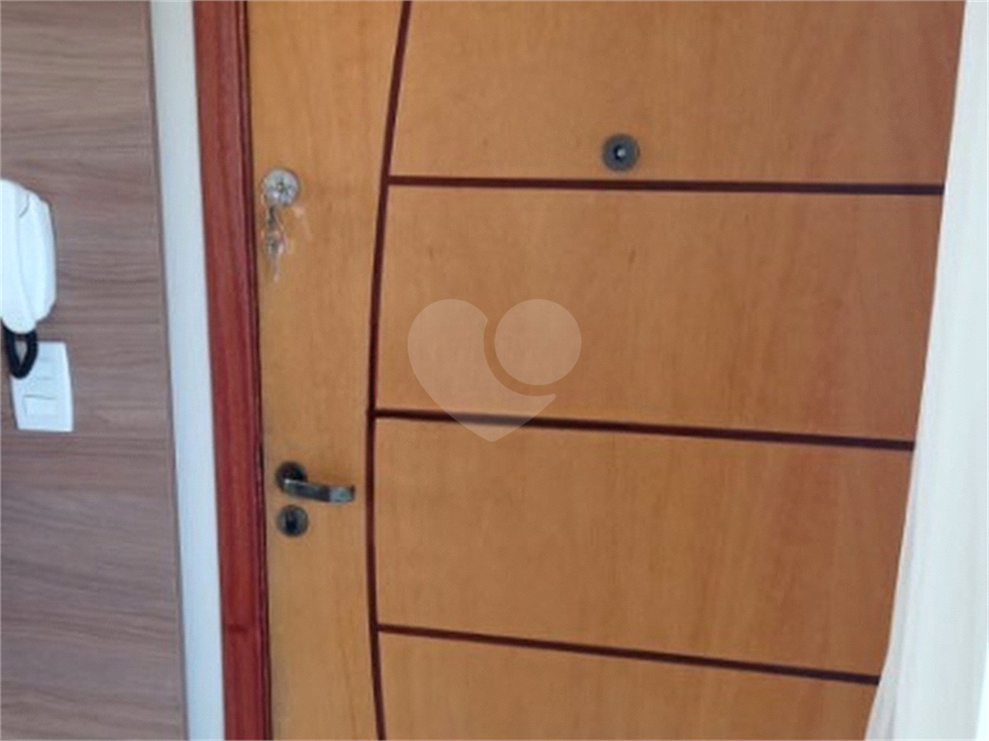 Apartamento à venda com 2 quartos, sendo 1 suíte,  em Parque Santos Dumont, Votorantim, SP