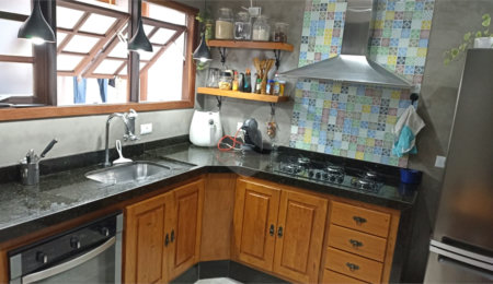Sobrado à venda com 3 quartos, sendo 1 suíte,  em Parque São George, Cotia, SP