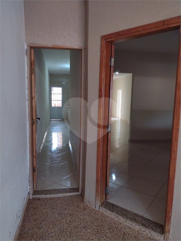 Casa à venda com 2 quartos, sendo 1 suíte, em Santa Eudóxia, São Carlos, SP