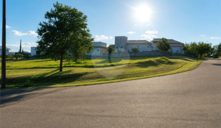 Terreno à venda no condomínio Residencial Dacha, Sorocaba - SP