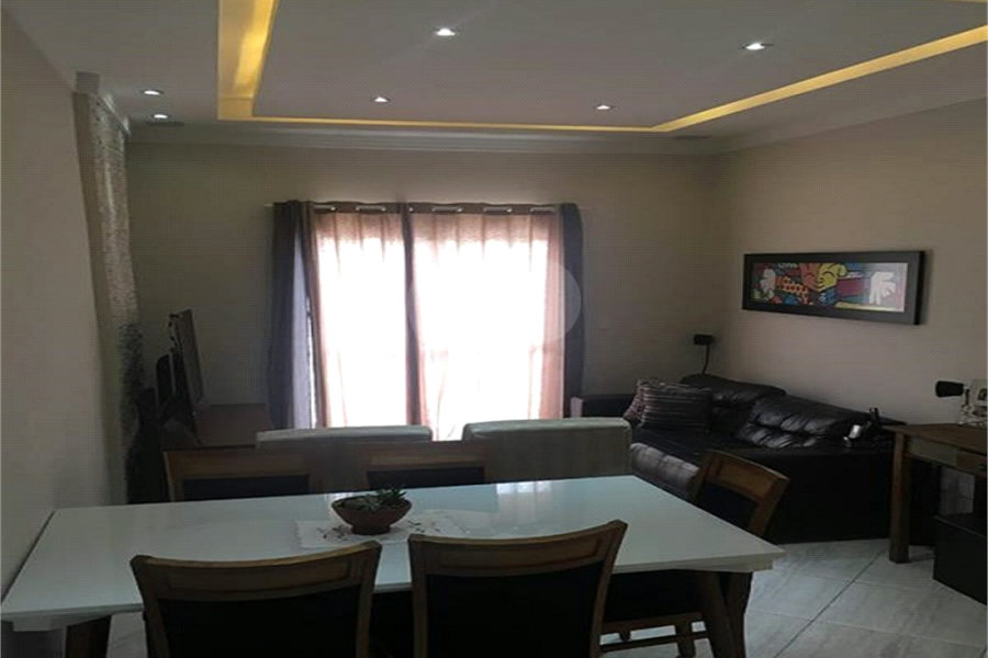 Casa à venda com 3 quartos, sendo 1 suíte, no condomínio 658, São Paulo - SP