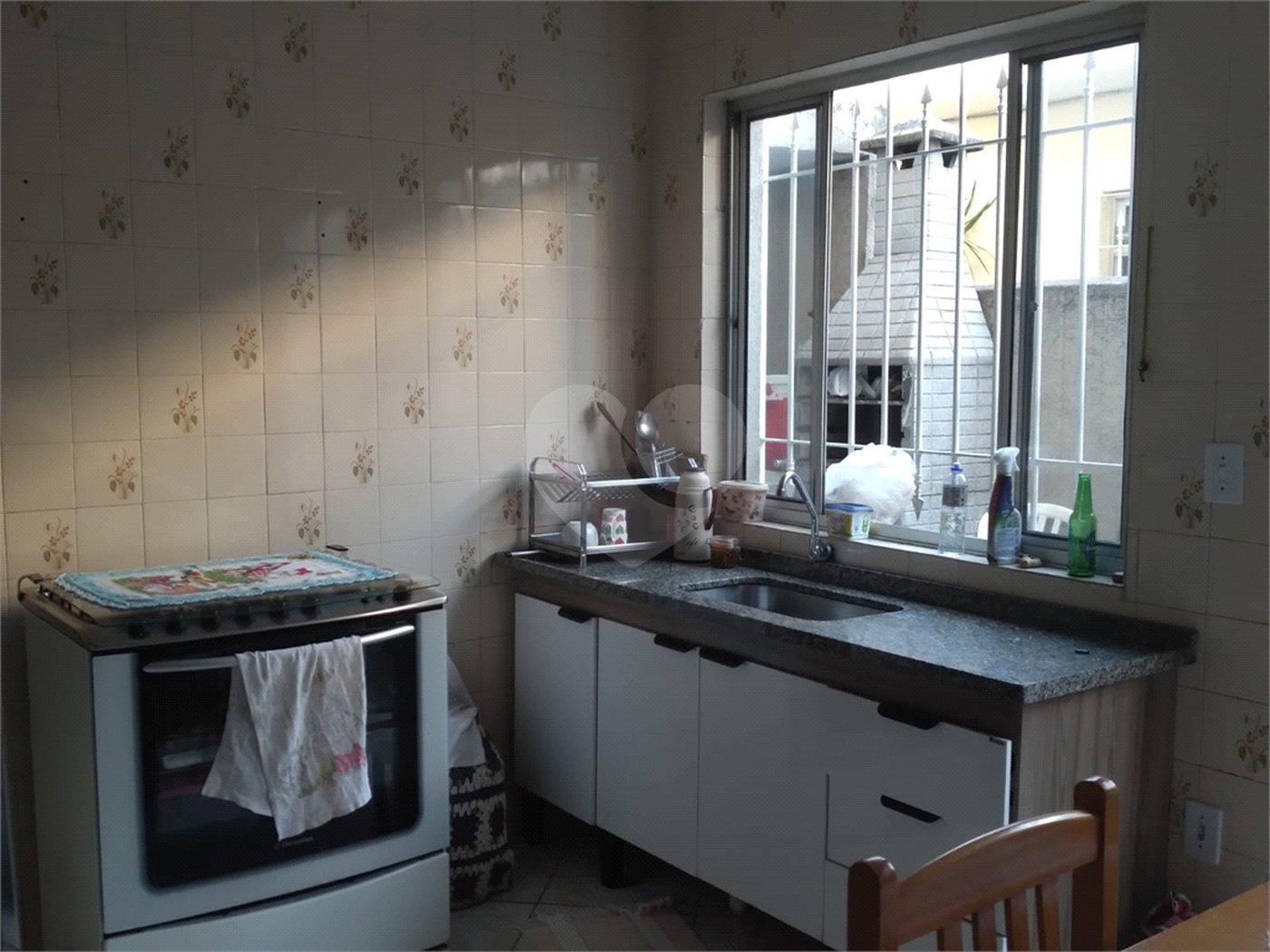 Sobrado à venda com 6 quartos, sendo 1 suíte, em Vila Sabrina, São Paulo, SP