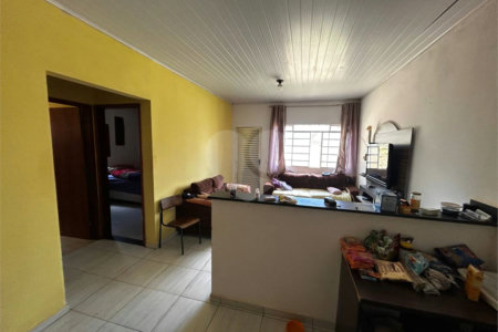Sítio à venda com 2 quartos em Área Rural de Varginha, Itapetininga, SP