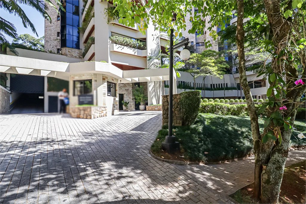Apartamento à venda ou para alugar com 4 suítes em Jardim Vitória Régia, São Paulo, SP