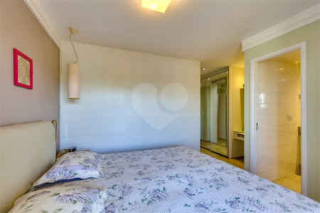 Apartamento à venda com 3 suítes em Alto da Boa Vista, São Paulo, SP