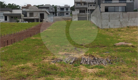 Terreno à venda em Jardim dos Pinheiros, Atibaia, SP
