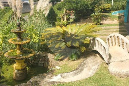Casa à venda ou para alugar com 4 suítes em Vila Machado, Mairiporã, SP