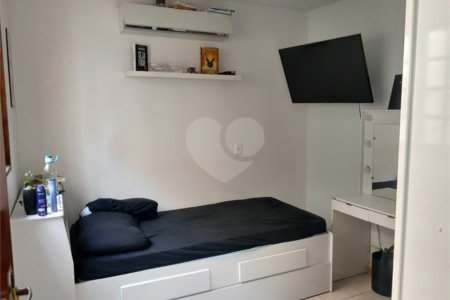 Sobrado à venda com 3 quartos, sendo 1 suíte, em Vila Maria Baixa, São Paulo, SP