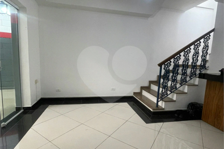 Sobrado à venda ou para alugar com 4 quartos, sendo 1 suíte,  em Tucuruvi, São Paulo, SP