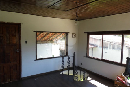 Casa à venda com 4 quartos, sendo 1 suíte, em Guaratiba, Rio de Janeiro, RJ