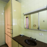Casa à venda com 3 quartos, sendo 1 suíte, em Indianópolis, São Paulo, SP