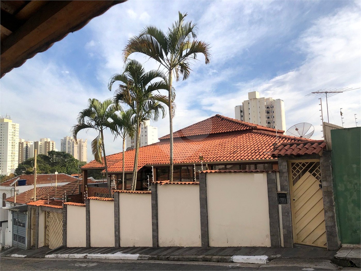 Casa à venda com 5 quartos, sendo 2 suítes, em Água Fria, São Paulo, SP