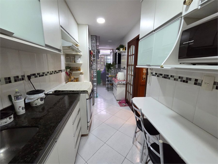 Apartamento à venda com 3 quartos, sendo 1 suíte, em Tijuca, Rio de Janeiro, RJ