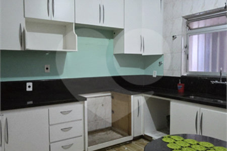 Casa à venda com 3 quartos, sendo 1 suíte, em Lar São Paulo, São Paulo, SP