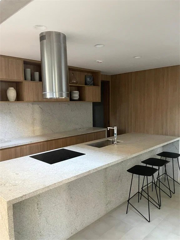 Apartamento à venda com 2 suítes em Pinheiros, São Paulo, SP