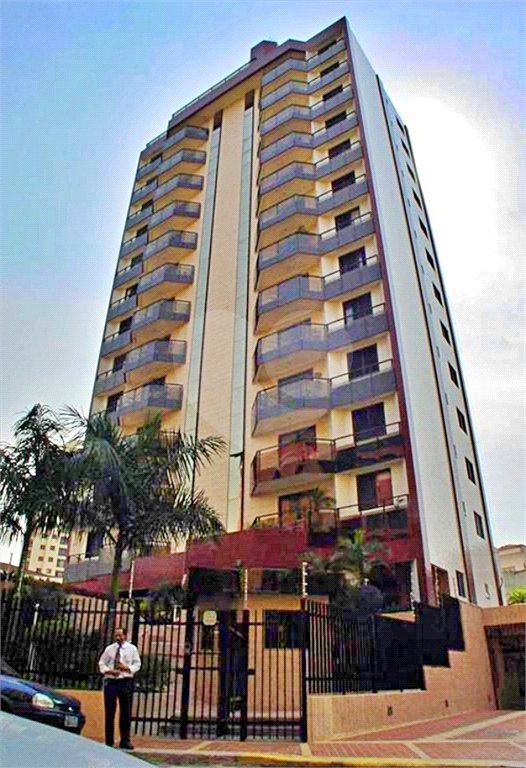 Apartamento à venda com 3 quartos, sendo 1 suíte, em Vila Mariana, São Paulo, SP
