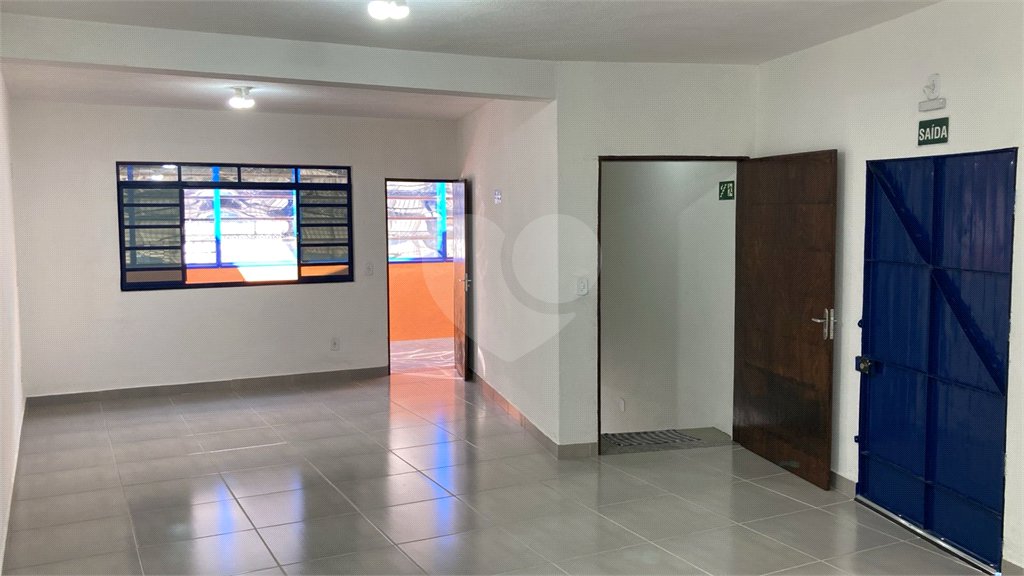 Salão à venda em Vila São João, Ferraz de Vasconcelos, SP