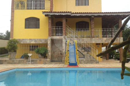 Chácara à venda com 5 quartos, sendo 3 suítes, em Vitória Régia, Atibaia, SP