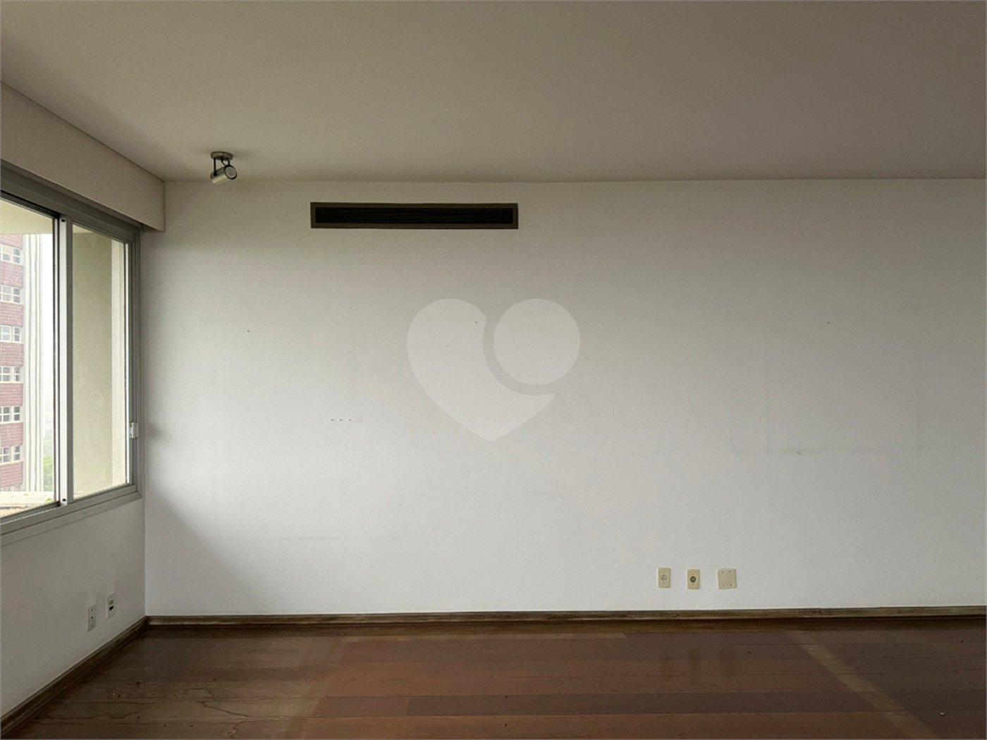 Apartamento à venda com 4 suítes em Jardim Marajoara, São Paulo, SP