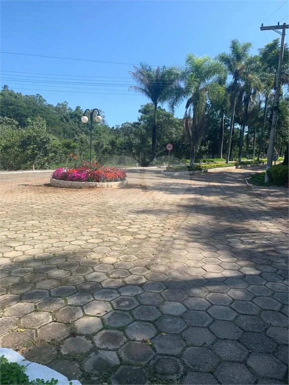Casa à venda com 10 quartos, sendo 3 suítes, no condomínio Chácaras Campo Verde, Campo Limpo Paulista - SP