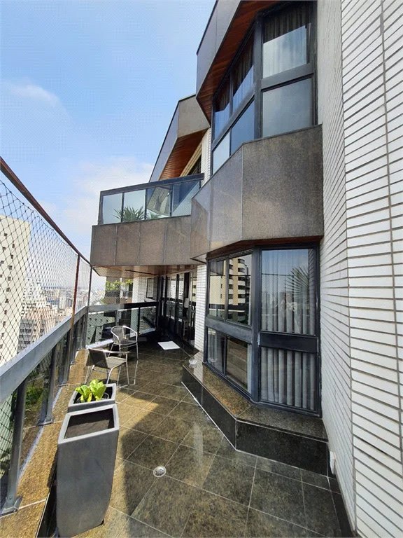 Apartamento à venda com 4 suítes em Vila Andrade, São Paulo, SP
