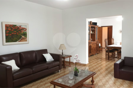 Casa à venda com 3 quartos, sendo 1 suíte, em Planalto Paulista, São Paulo, SP