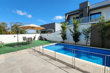 Casa à venda com 4 quartos, sendo 1 suíte, no condomínio Sun Lake, Sorocaba - SP