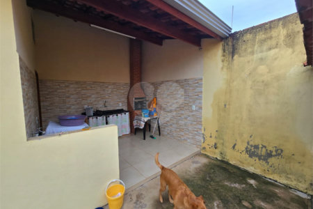 Casa à venda com 2 quartos, sendo 1 suíte, em Therezinha Piedade, Itapetininga, SP