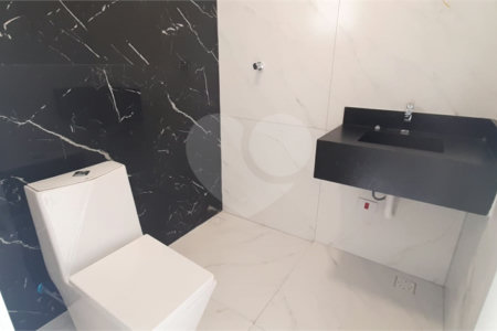Sobrado à venda com 3 quartos, sendo 1 suíte, em Vila Medeiros, São Paulo, SP